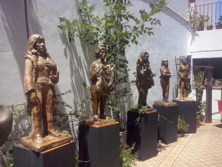 MUJERES