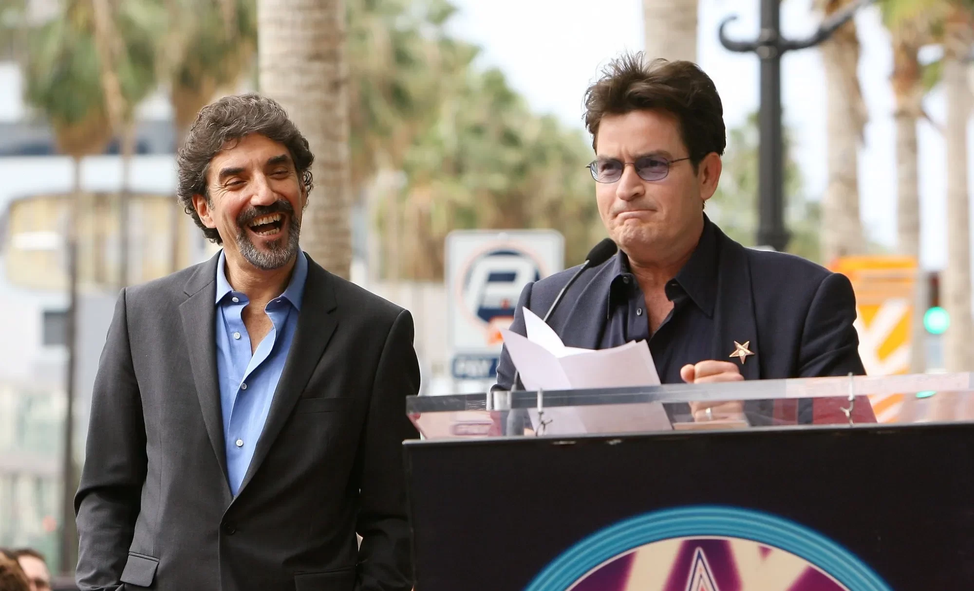 two_and_a_half_men_chuck-lorre_y_charlie_sheen.jpg_300836109
