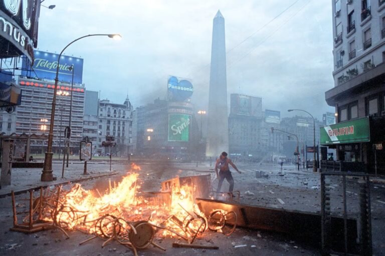 crisis2001