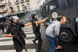 13-represion