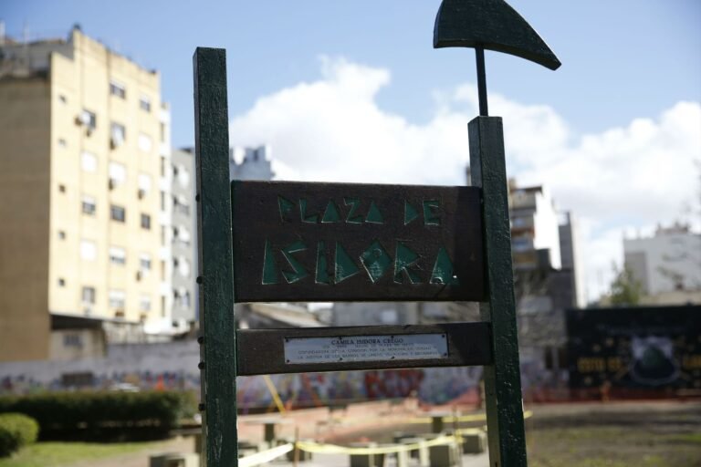 Plaza-Isidora-x-Silvana-COlomo-LN2