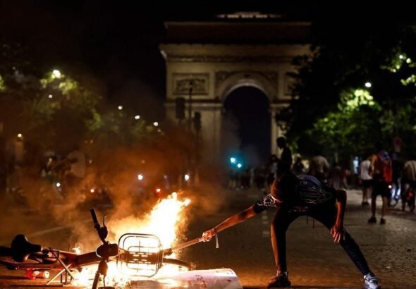 paris